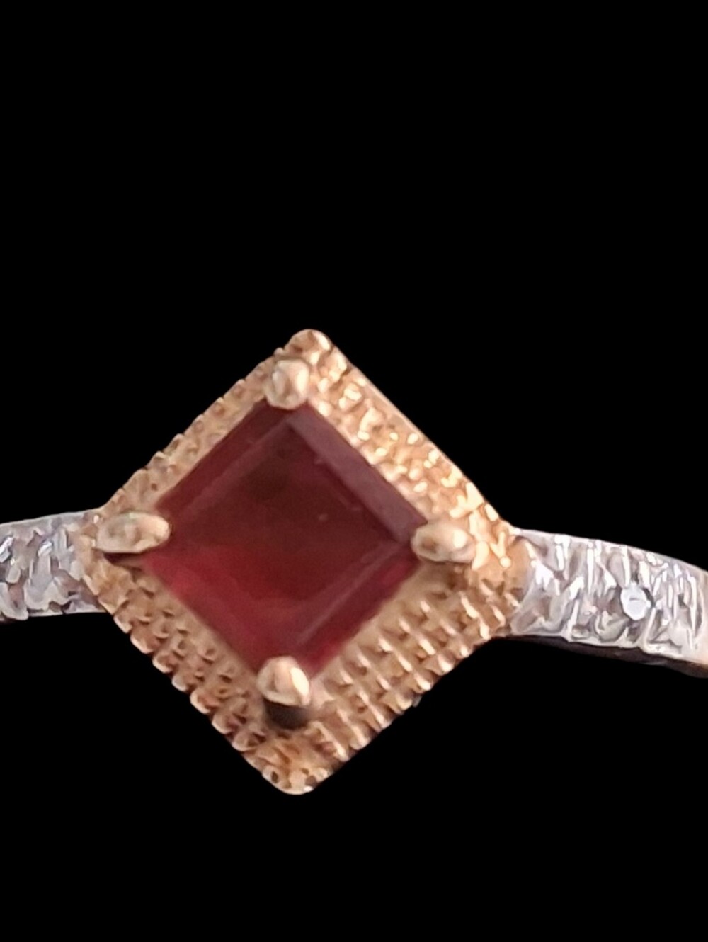 10K Yellow Gold Princess Cut Garnet Ring Size 7 Square Gemstone Diamond Halo 1.6
